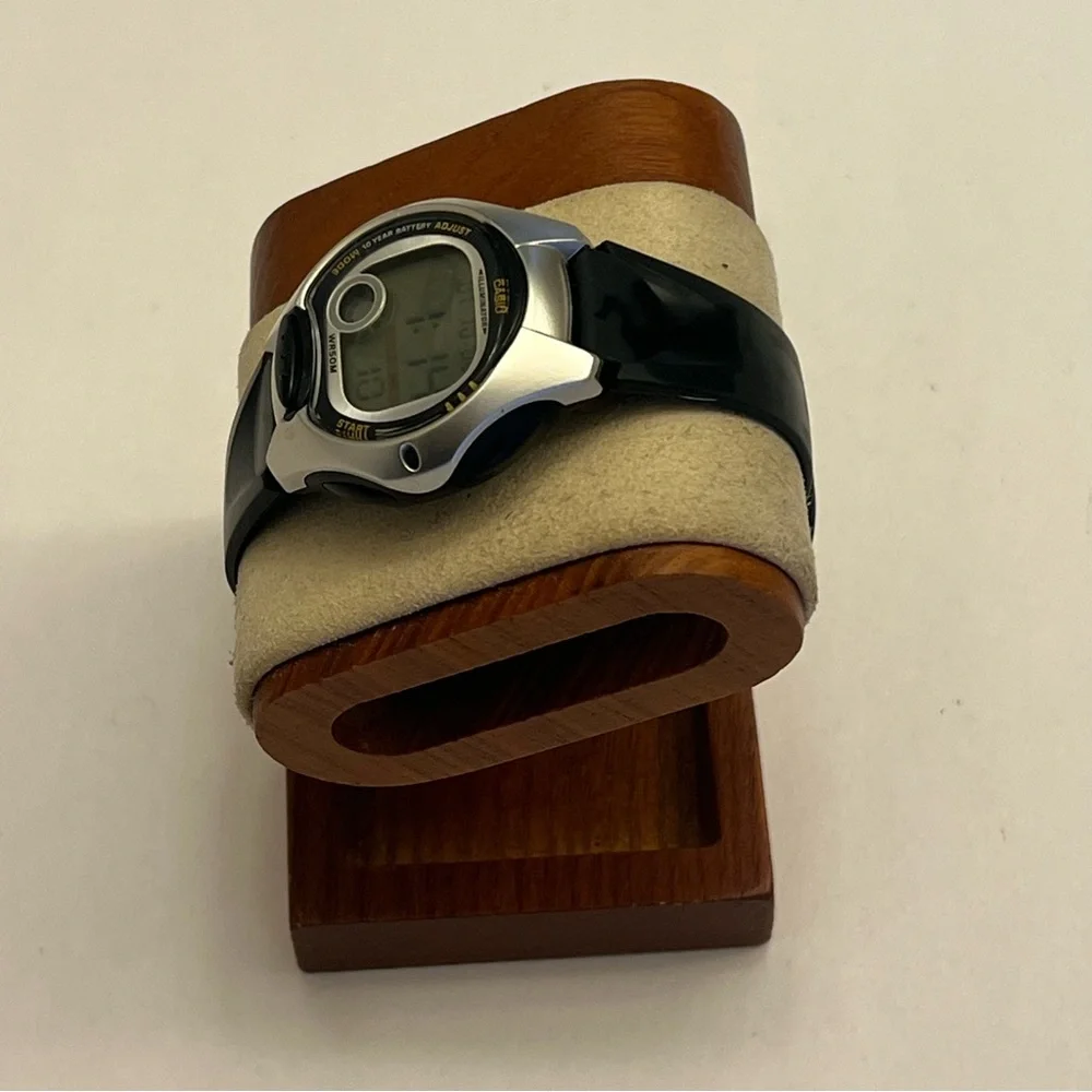 CASIO Unisex Wrist Watch‎ LW-200-1AVDF